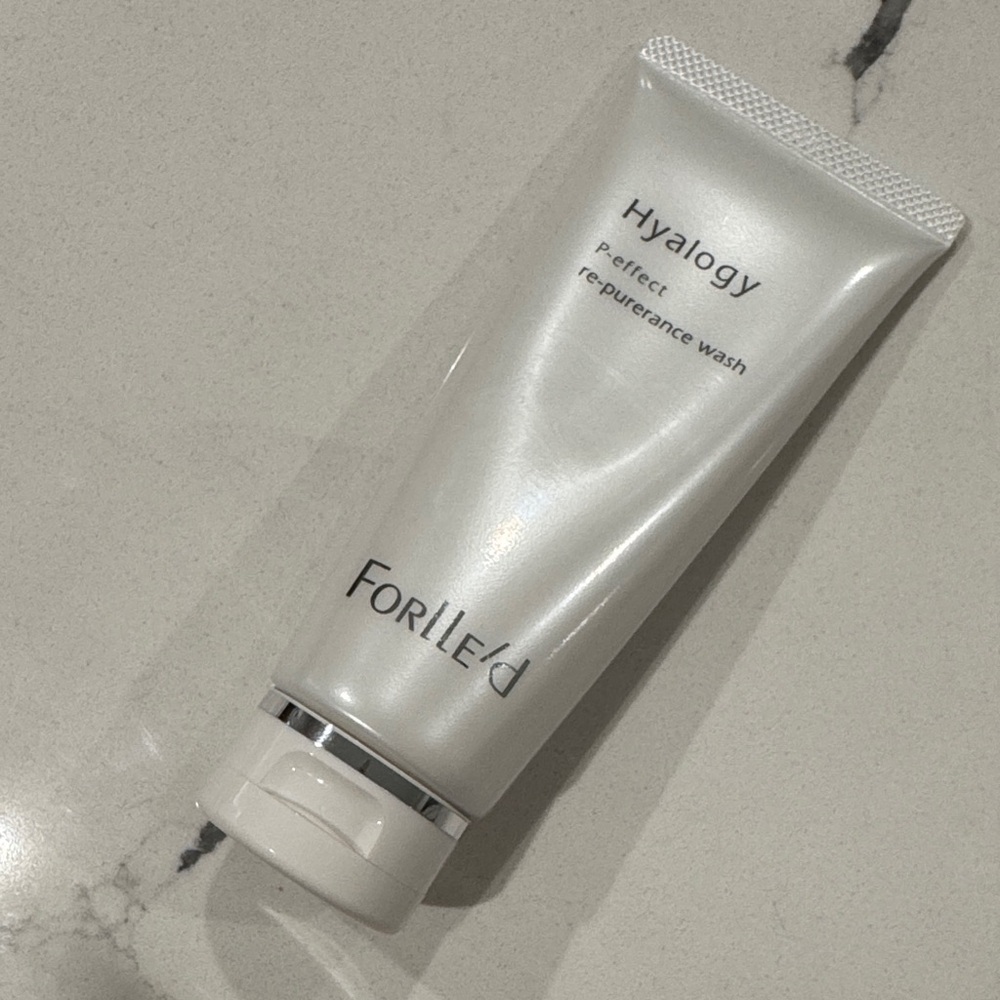 Hyalogy Perfect Re-puercence Wash - White
